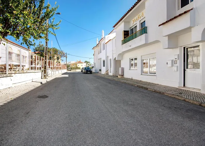 Apartamento Brisas Do Mar Porches (Algarve)